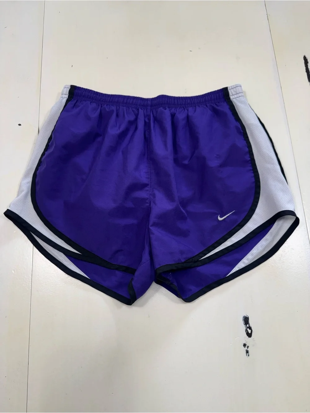 Women's Nike Dri-FIT Tempo Running Shorts - Size S